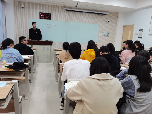 570465153c134115bfccf10348b8c840.jpg 主席团成员崔志峰讲话.jpg