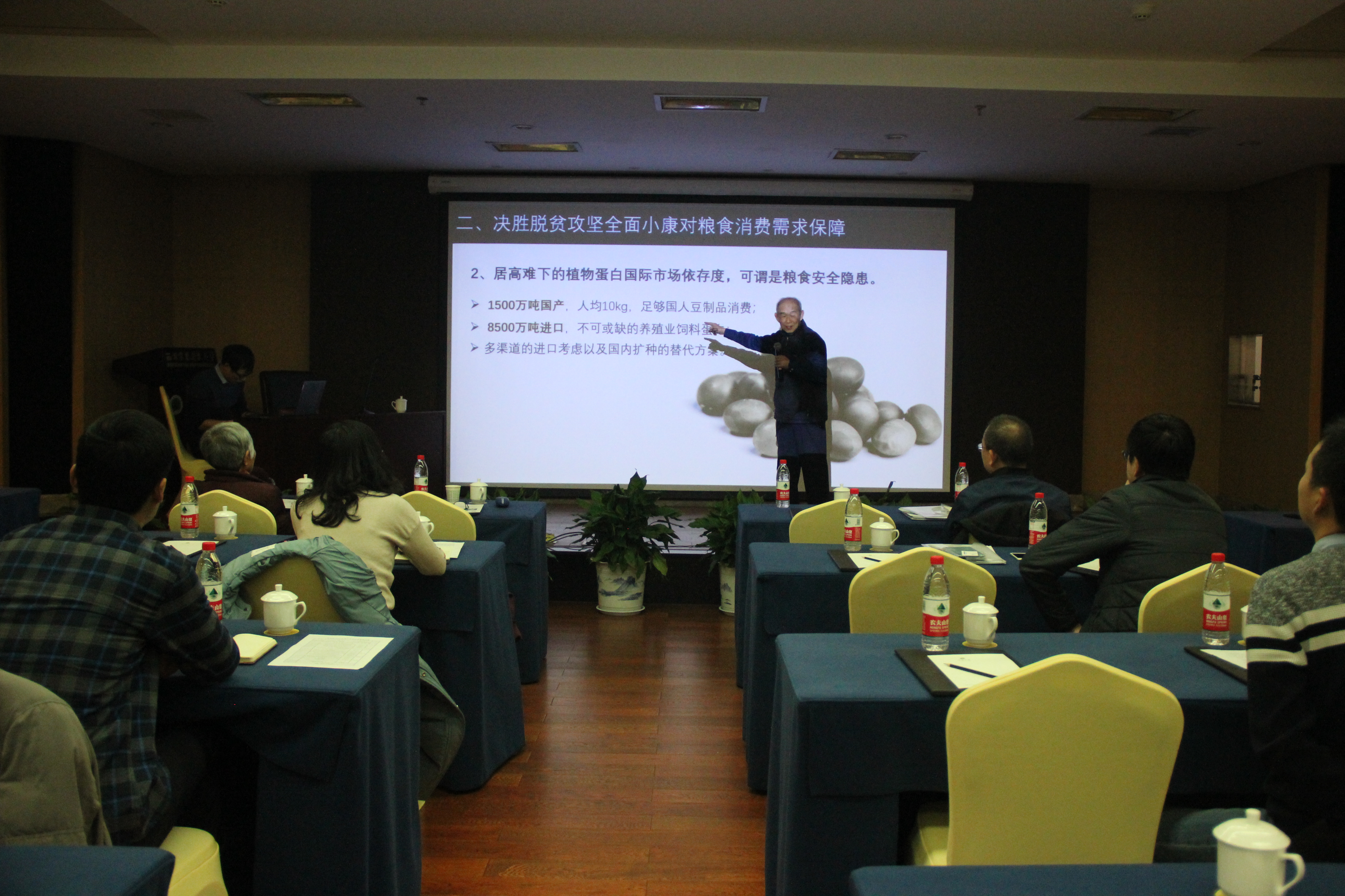 b7f4babafd5848c09c0a4e140eaf3365.jpg b7f4babafd5848c09c0a4e140eaf3365.jpg