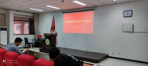 304b12acc7d442189cccb7497fa8cd98.jpg 李运.jpg