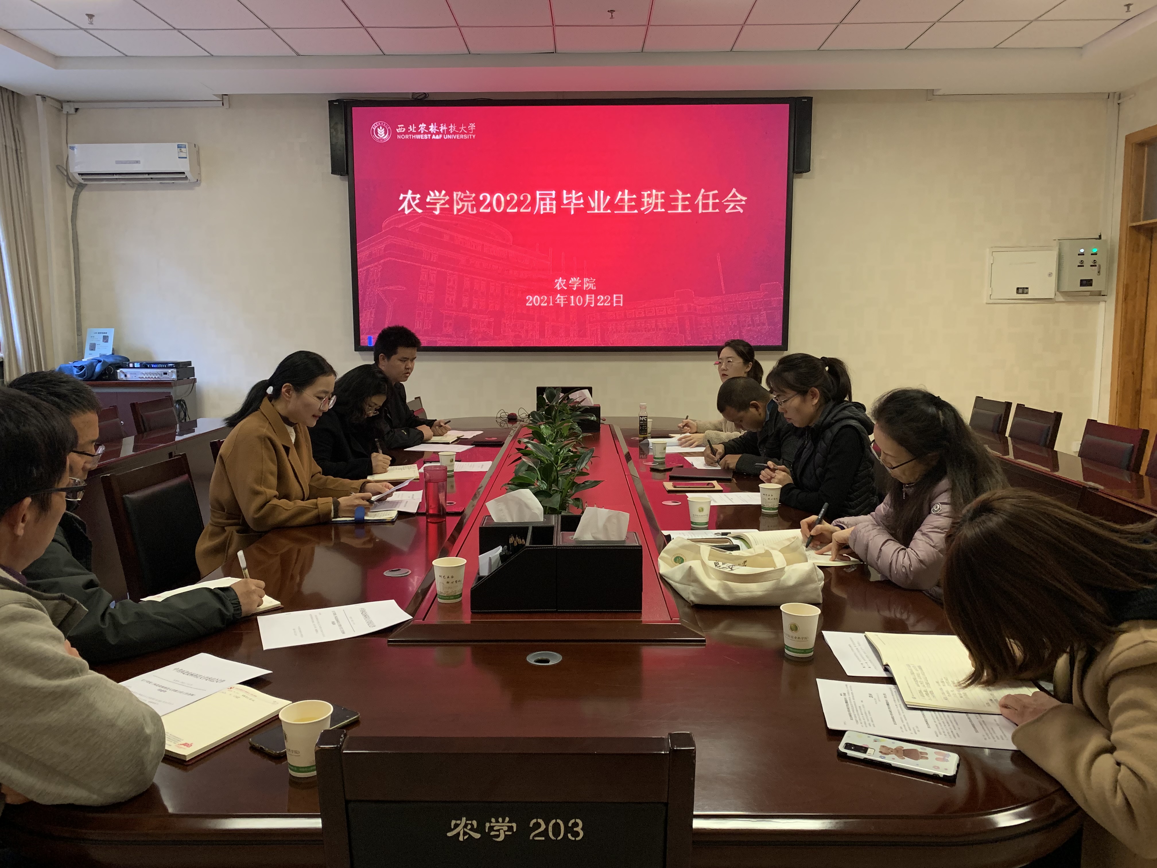 f6265078bc6a4188b40a5eb74cef6e77.jpg f6265078bc6a4188b40a5eb74cef6e77.jpg