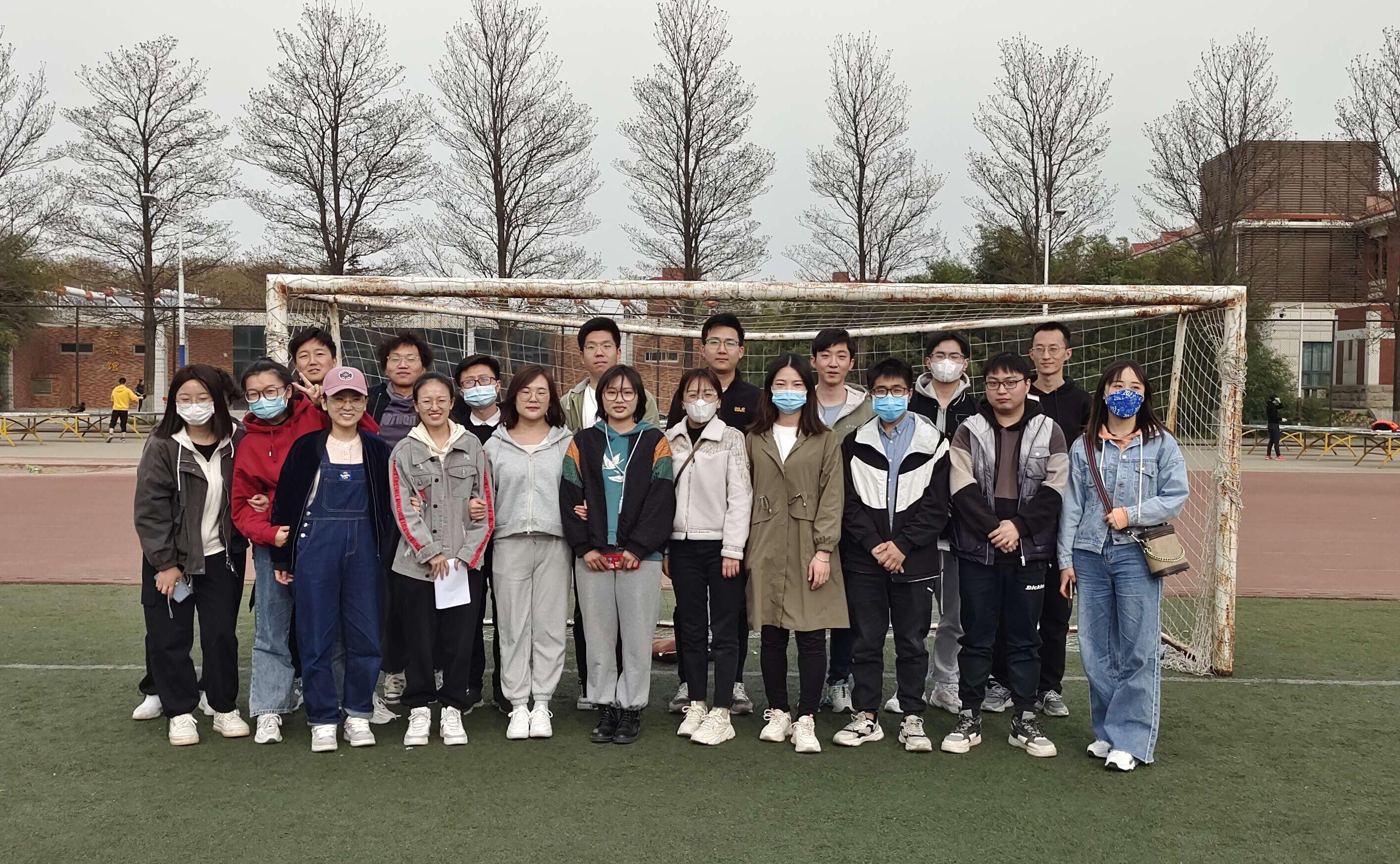 b10f4c1667d04769ab2a3624938fb8fe.jpg b10f4c1667d04769ab2a3624938fb8fe.jpg