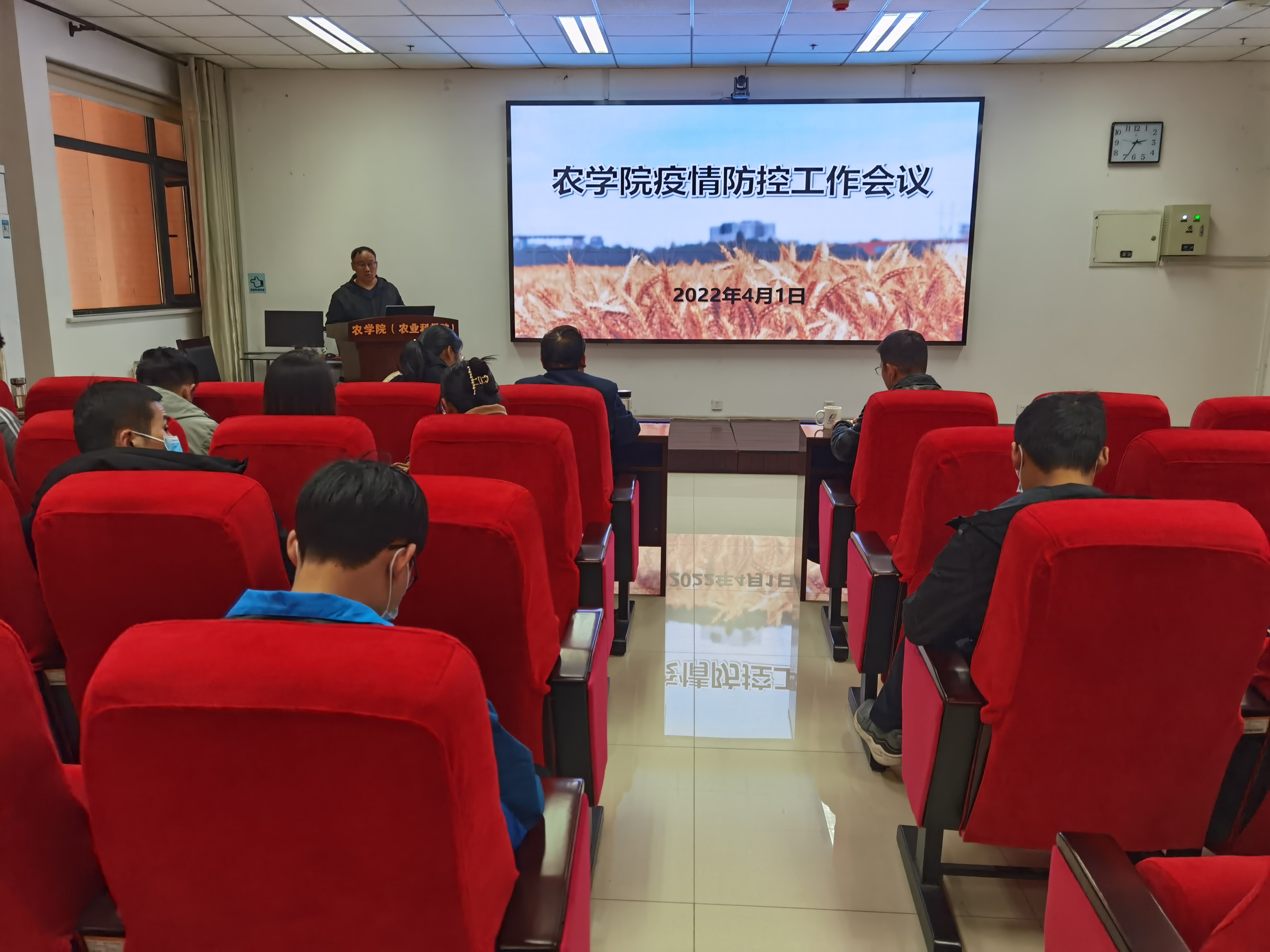 c5bd343c868a438c8066f5a846fa3424.jpg c5bd343c868a438c8066f5a846fa3424.jpg