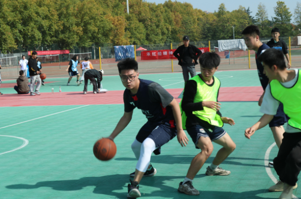 18551235205b45d2a5db94155680a178.png 18551235205b45d2a5db94155680a178.png