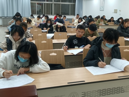 894a0d2ab9184013b2a2445254bed8d8.jpg 初赛.jpg