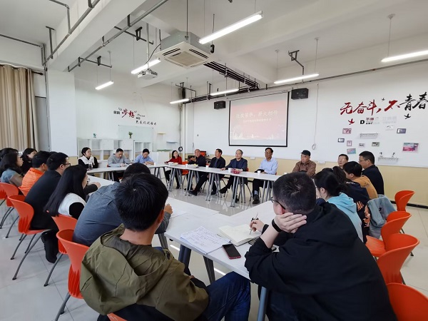 e7a2a29e827d4db4947b8cf486ce05dd.jpg 2.jpg