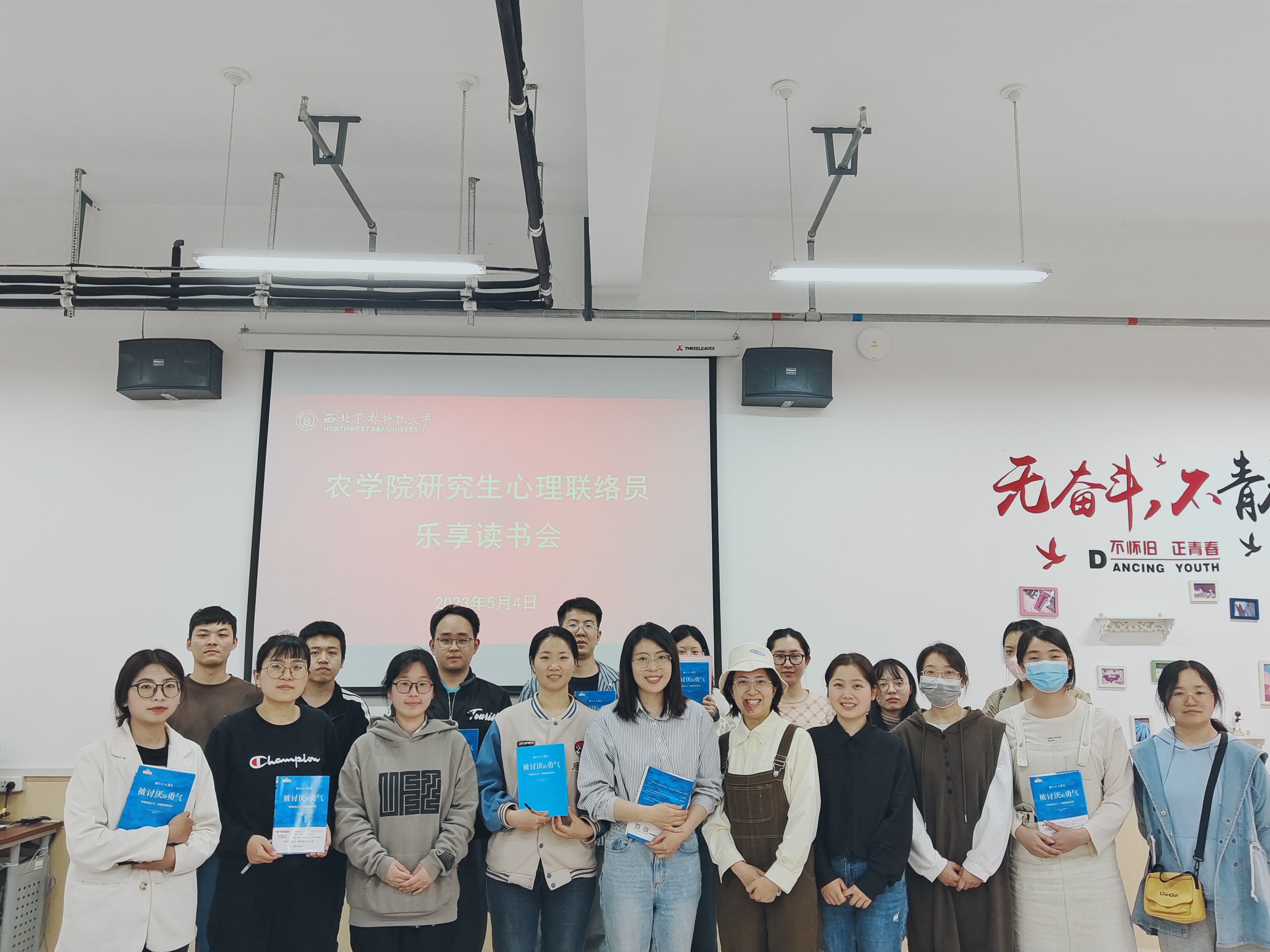 f34181deded34db085d408d395e374c7.jpg f34181deded34db085d408d395e374c7.jpg