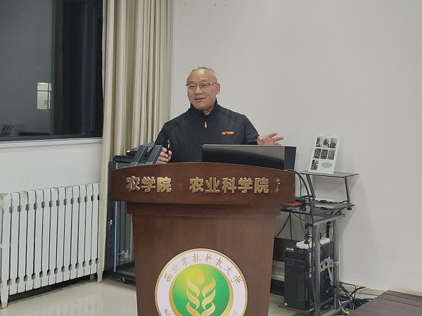 f797db2b186d43eba295a08fac6c265d.jpg 上网-1.jpg