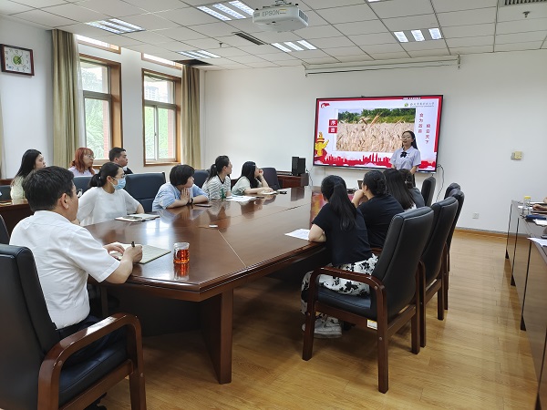 67c7949077bd480e9373848450b24a95.jpg 上网2.jpg