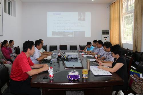 张教授与我院专家进行交流座谈